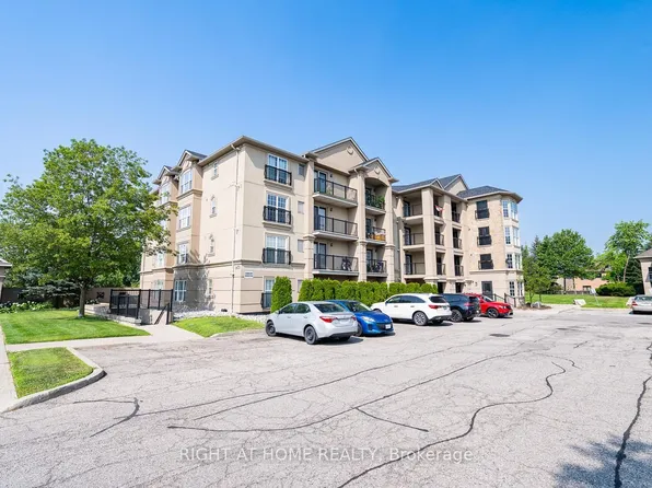 1471 Maple Ave #302, Milton, ON L9T 0B4