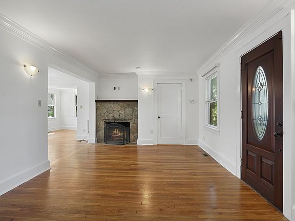 Living Room w/ Fireplace