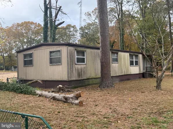 537 Dandelion Rd, Millville, NJ 08332