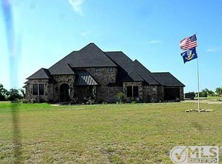 2810 Timber Rock Ln, Midlothian, TX 76065
