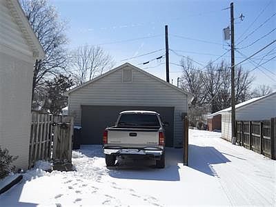 2nd image of 2809 E Gum St