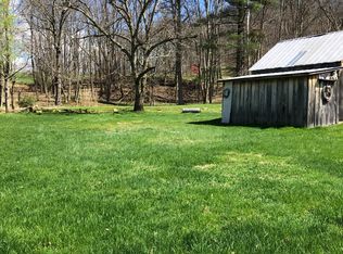 31 Red Oak Rd, Clarksburg, WV 26301