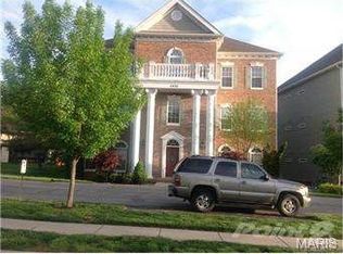 1431 Heritage Lndg, Saint Charles, MO 63303