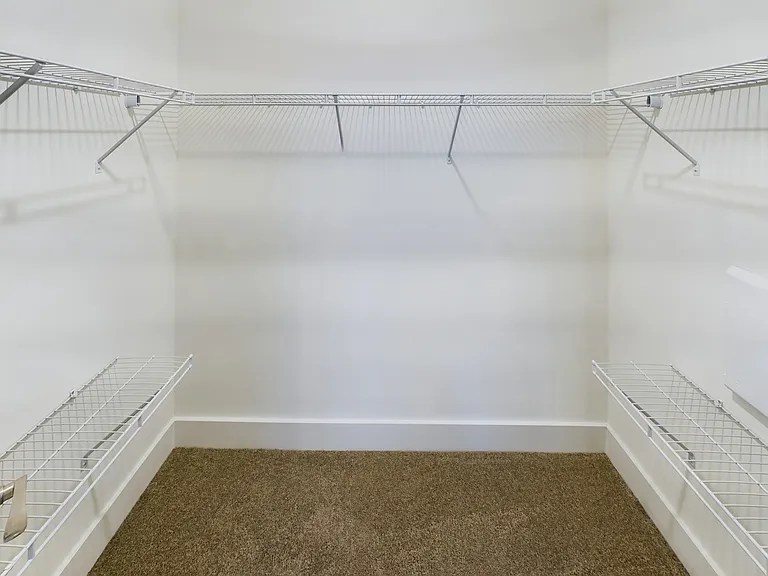 575 Quinn Ln #16-204 — Photo 5