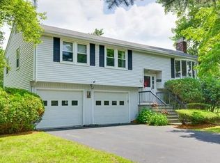 18 Tournament Rd, Natick, MA 01760