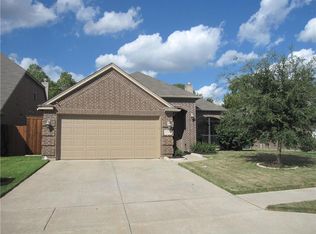8213 Edgepoint Trl, Hurst, TX 76053