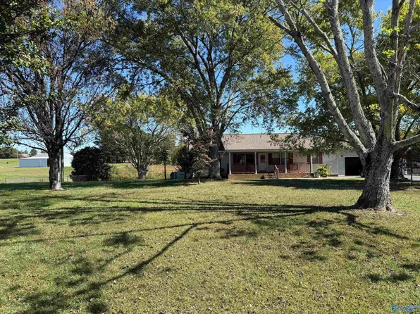 449 County Road 556, Trinity, AL 35673