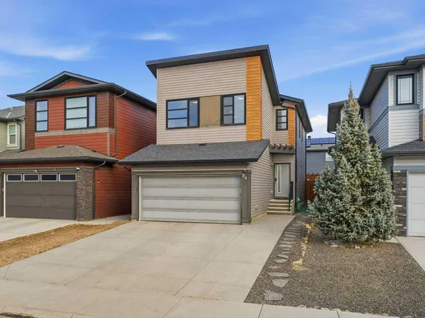 34 Walgrove Line SE, Calgary, AB T2X 2H6