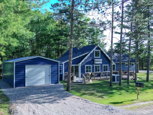 100 Redwine Dr, Houghton Lake, MI 48629
