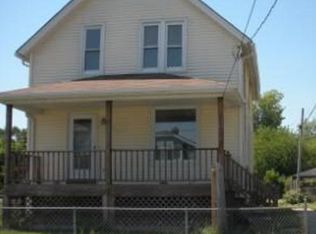 5716 16th Ave, Kenosha, WI 53140