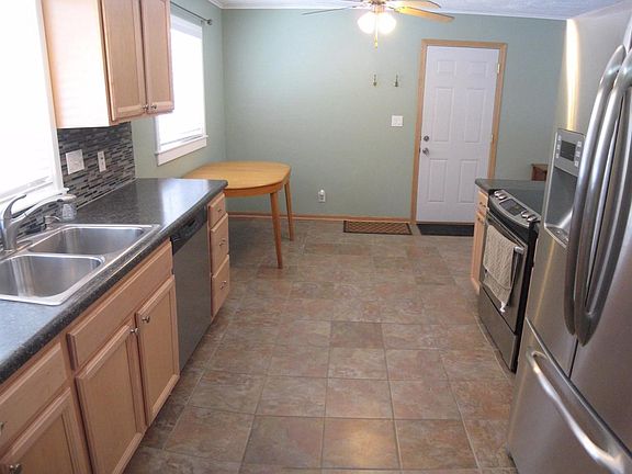 3rd image of 7240 S Wedgewood Dr