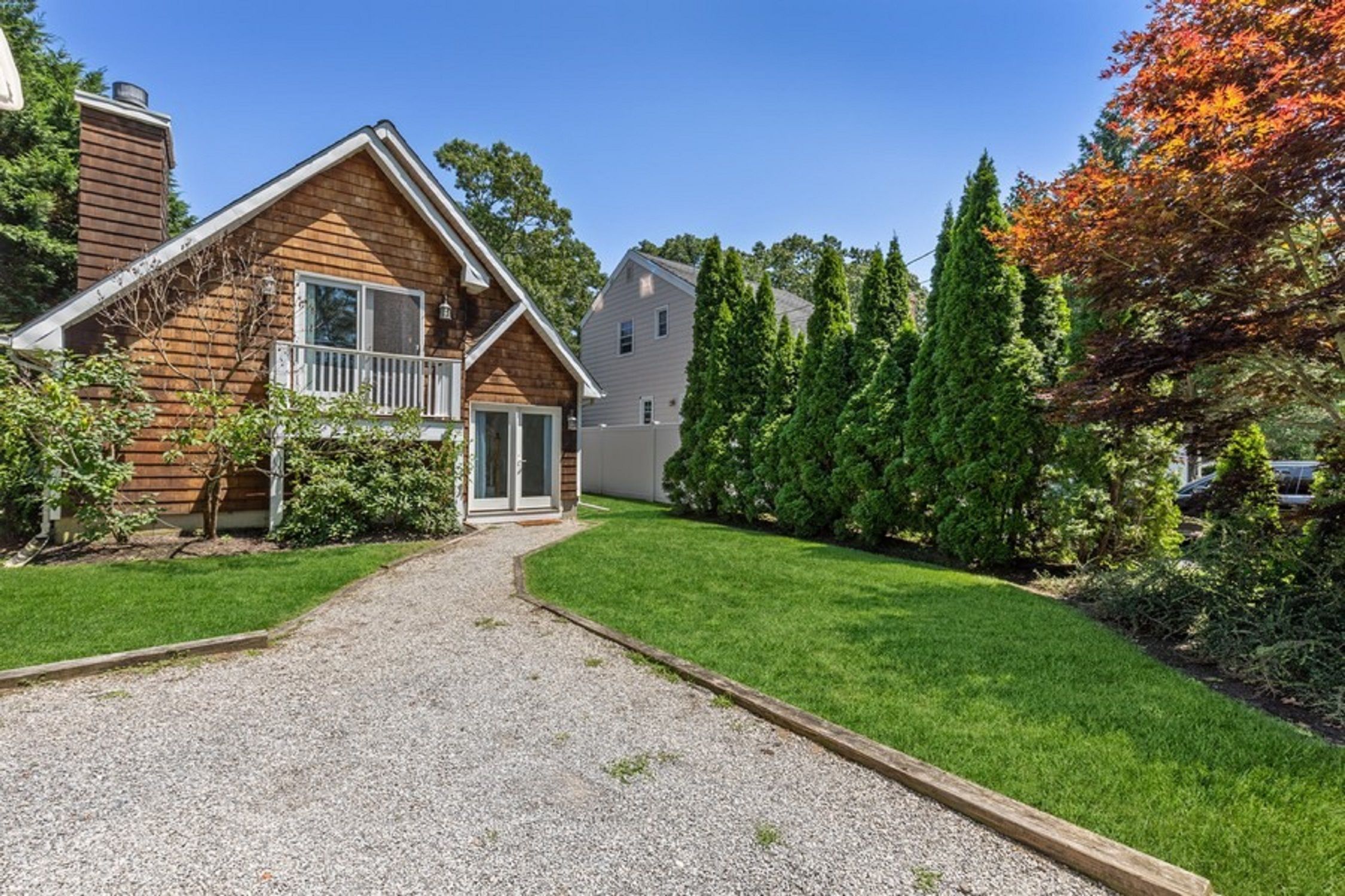 23 Ocean Ave, East Quogue, NY 11942 Out East