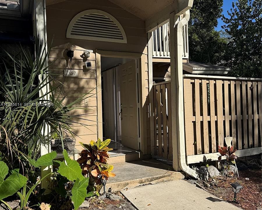 1st image of 7157 Sportsmans Dr