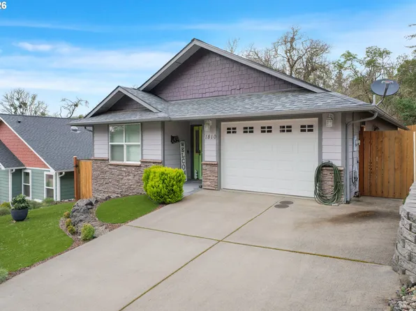 1810 NE Alameda Ave, Roseburg, OR 97470