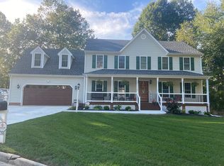 6200 Cameron Bay Ter, Midlothian, VA 23112