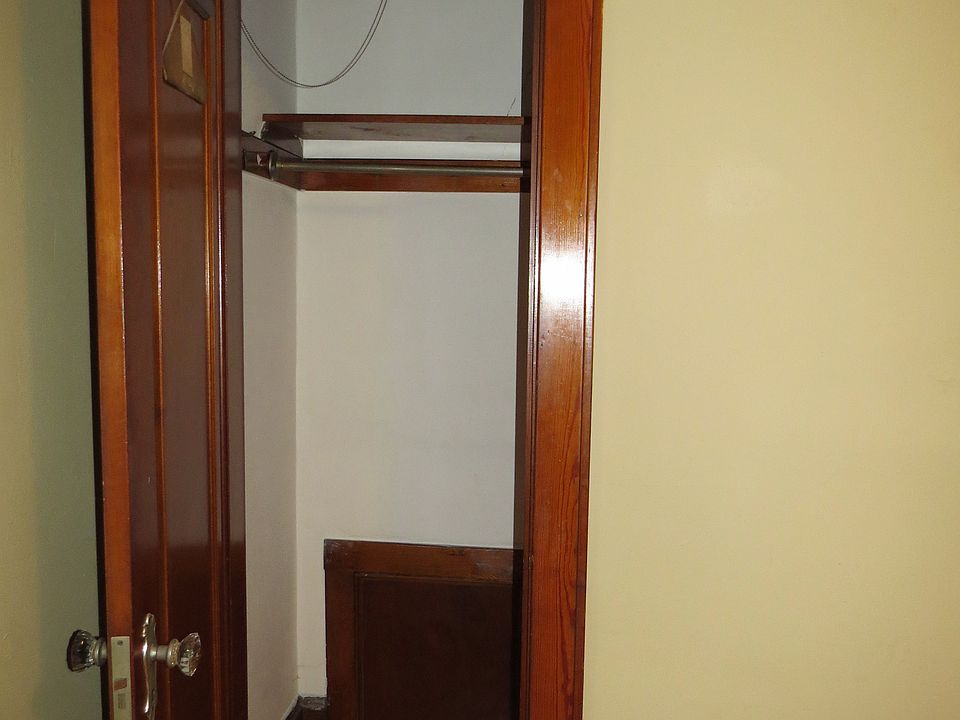 Bedroom 1 Closet