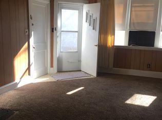 813 1/2 Neosho St, Emporia, KS 66801