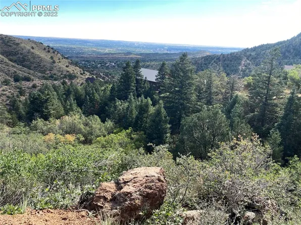 869 Oak Ridge Rd, Manitou Springs, CO 80829