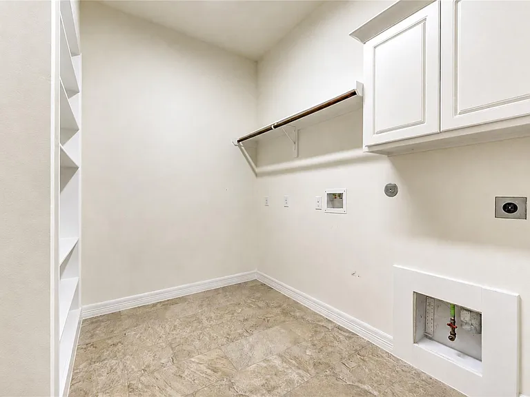 28214 Evergreen Cove Ln — Photo 31