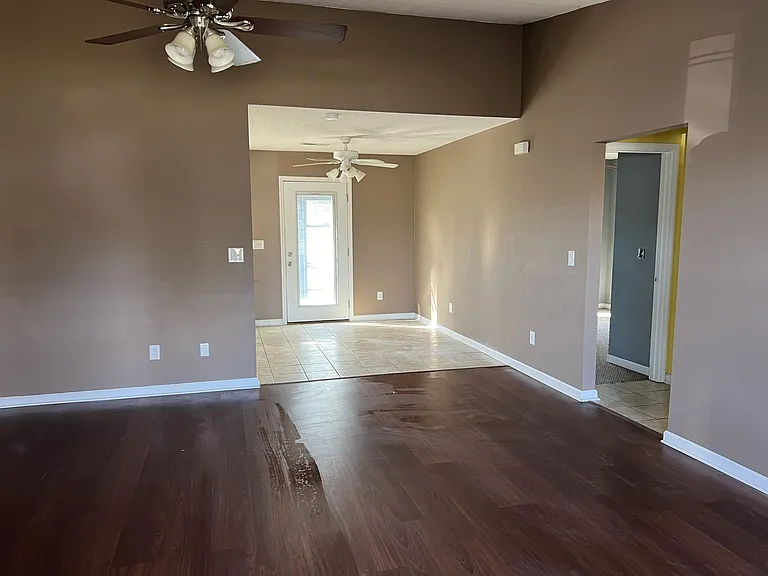 533 S Boundary St — Photo 2