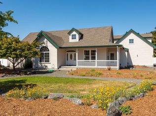 755 Quietwater, Santa Rosa, CA 95404