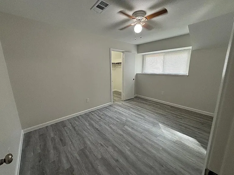 510 Alliance St — Photo 11