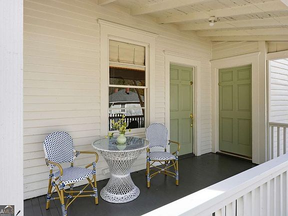 4th image of 1966 Butler Way NW