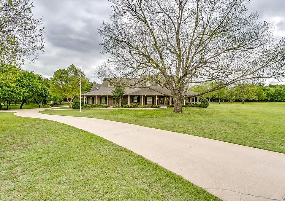 1st image of 256 Meadow Creek Ln