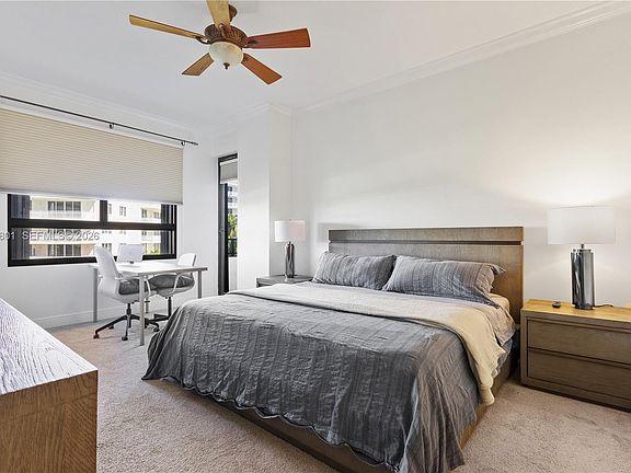 4th image of 251 Crandon Blvd APT 441