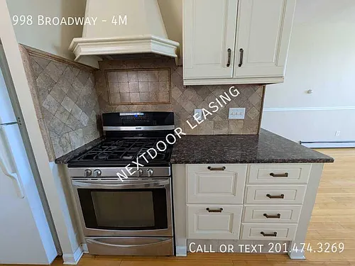 998 Broadway #4M Photo 1