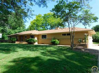 710 NW 35th St, Topeka, KS 66617