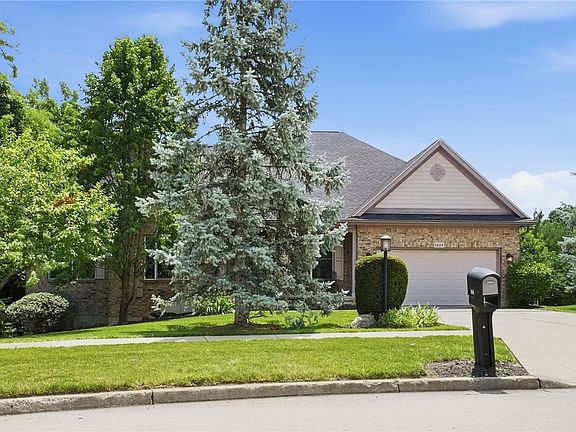3rd image of 1424 Cole Ct