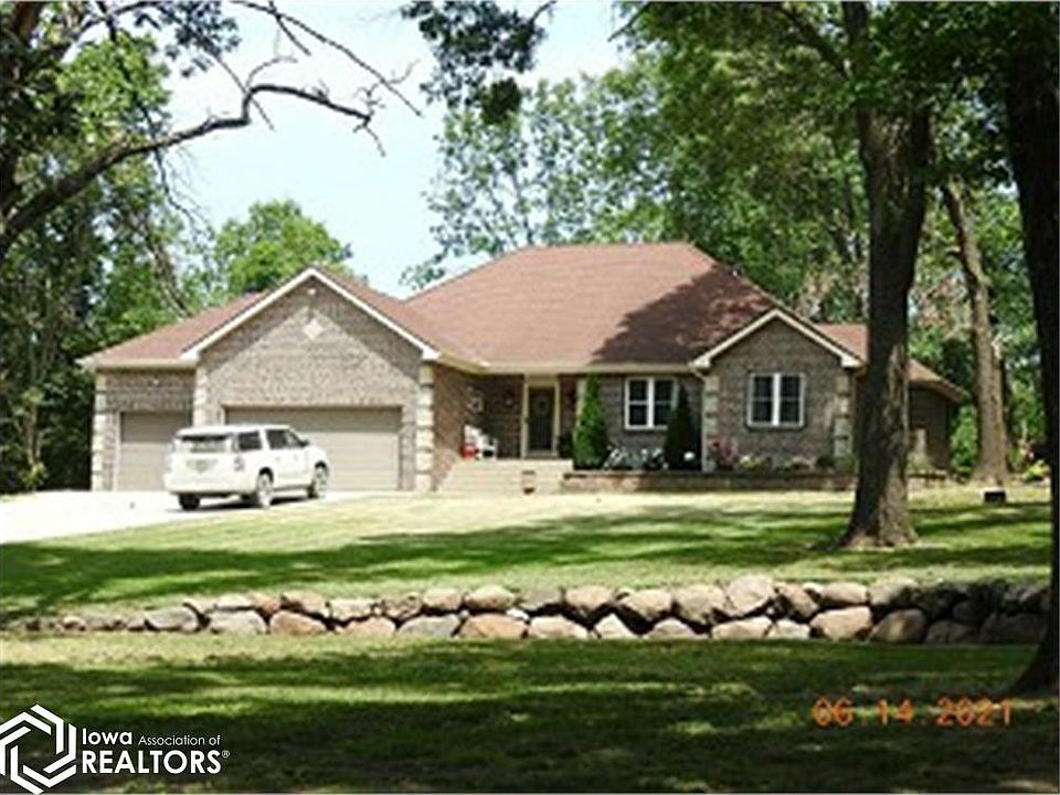 1st image of 2375 186th St