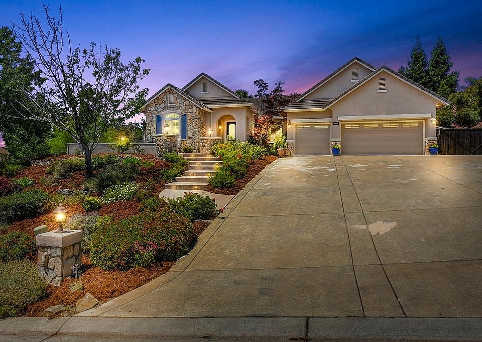 1st image of 2749 Aberdeen Ln