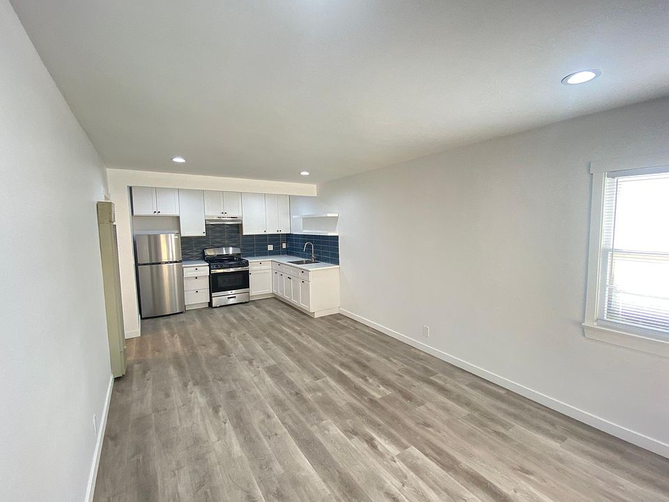 1st image of 730 E San Antonio Dr #2