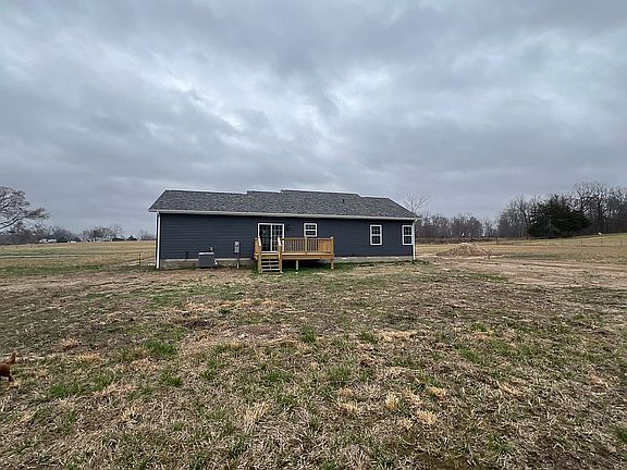 2nd image of 1032 County Road 488