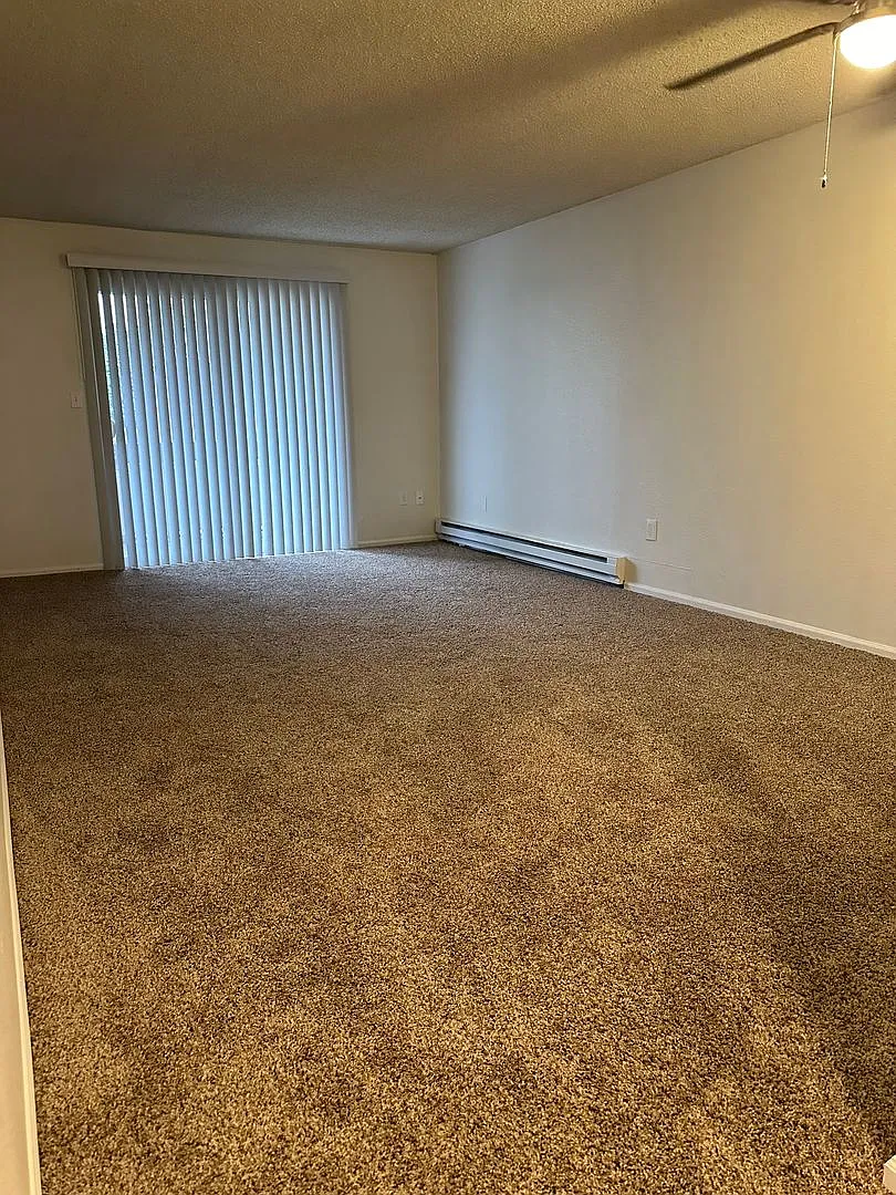 Westwood Apartments — Photo 3