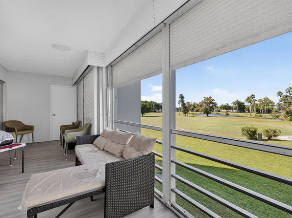 3871 VIA POINCIANA #202, Lake Worth, FL 33467