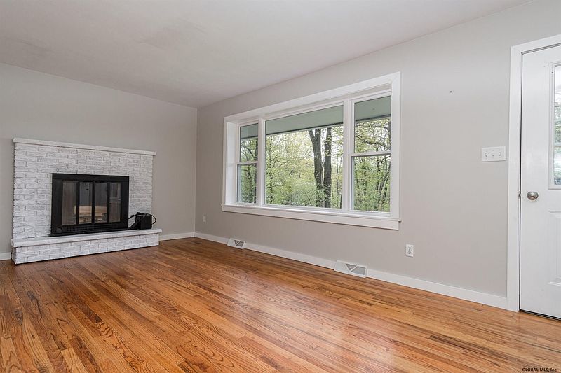 3rd image of 4182 PATTERSONVILLE - RYNEX CORN