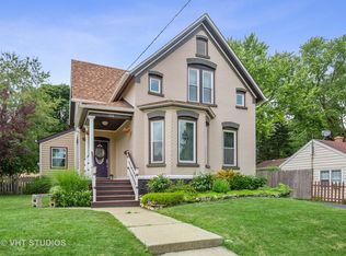 326 McClure Ave, Elgin, IL 60123
