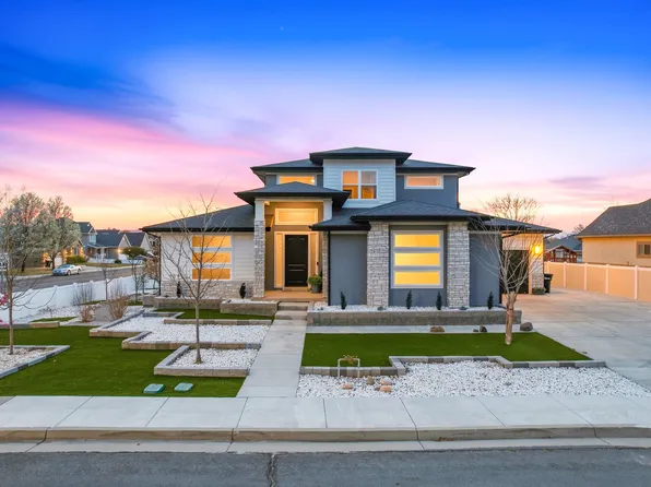 1096 Valley Sage Dr, Springville, UT 84663