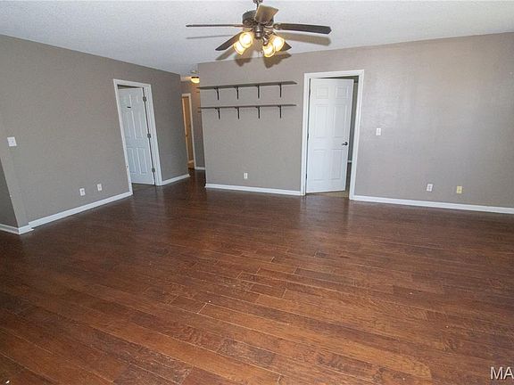 4th image of 126 Hickory Valley Rd