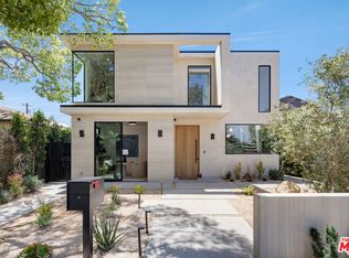 2115 Walnut Ave, Venice, CA 90291