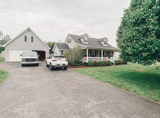 145 Francie Blvd, Monticello, KY 42633