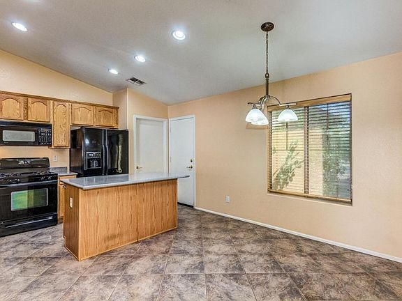 4th image of 3920 E Lambeth Pl