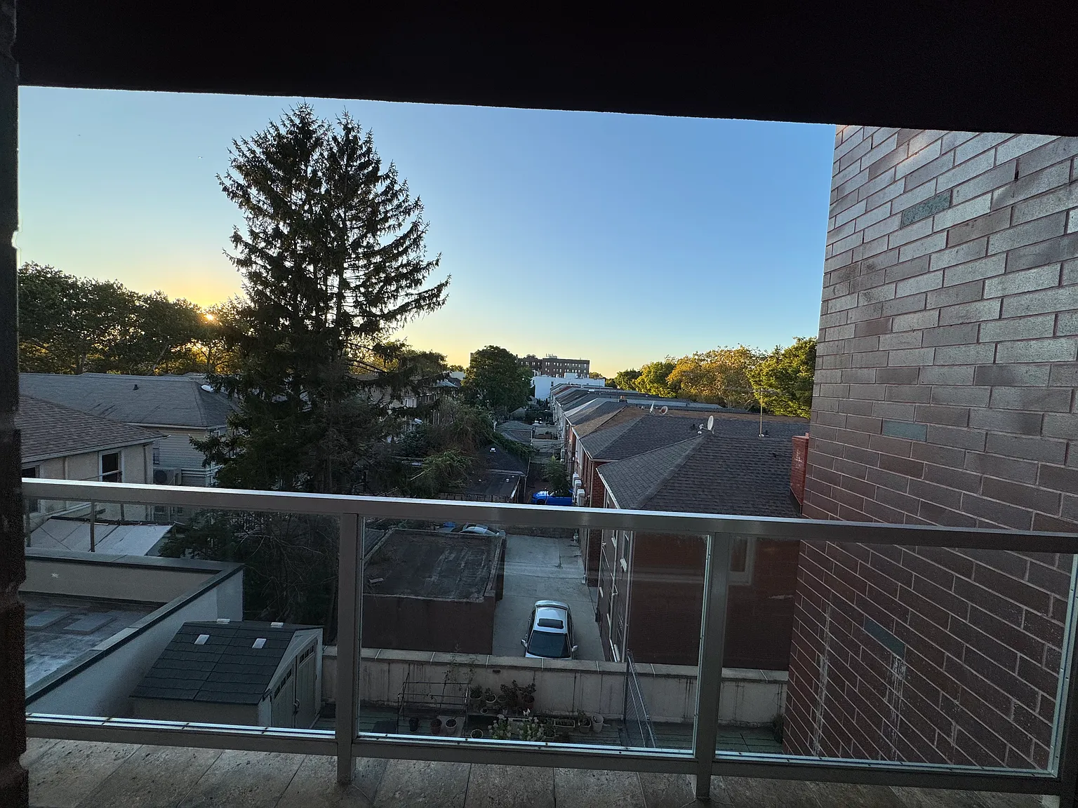 2 bed, 800 sqft, $2,850 — Photo 3