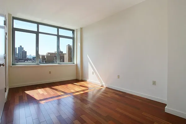 Rented by Corcoran | media 35