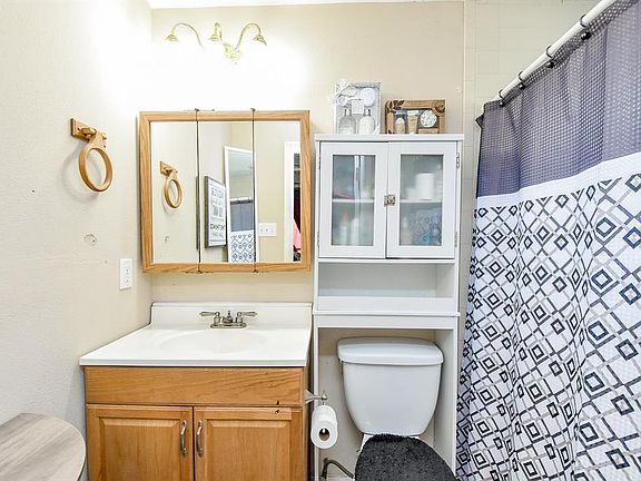 4th image of 12326 Kings Chase Dr