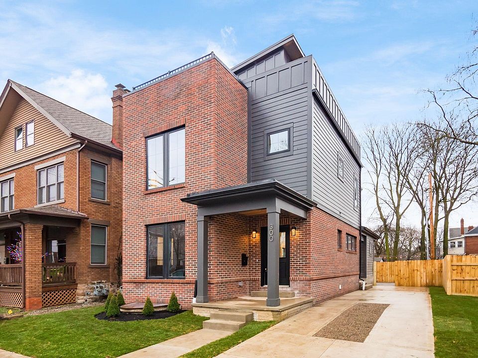 1st image of 300 Kelton Ave