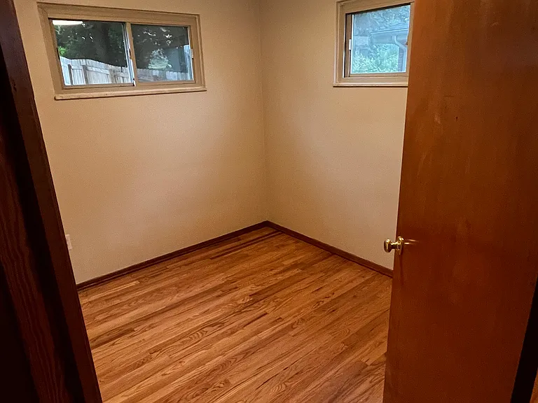 136 Wallace Ave #1 — Photo 11
